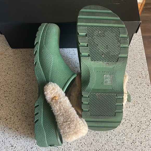 Coach Clogs - Picture 5 of 6